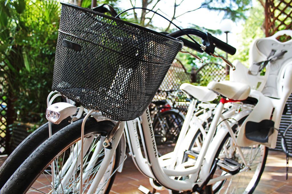 Hotel Saint Tropez リッチョーネ エクステリア 写真