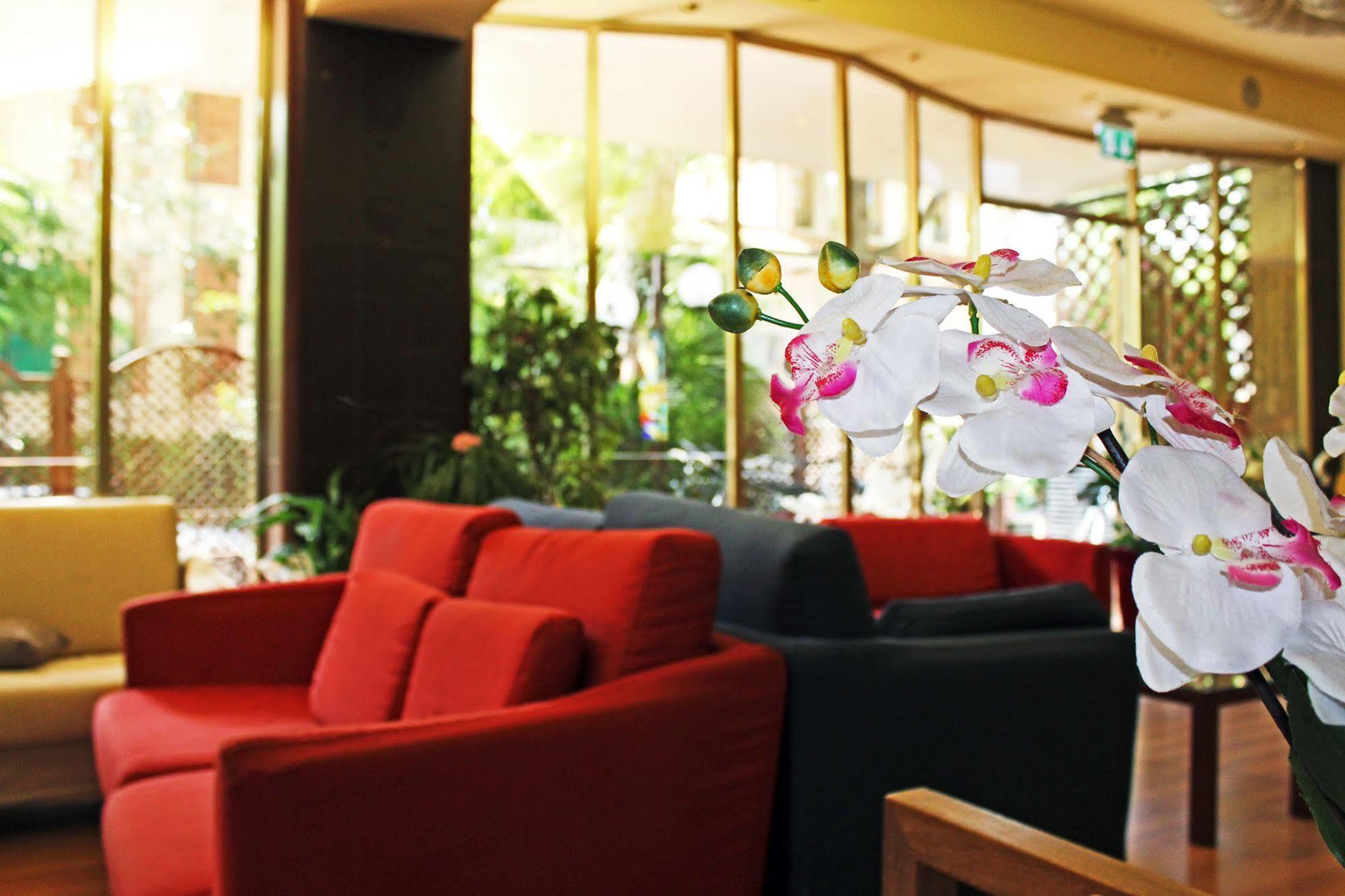 Hotel Saint Tropez リッチョーネ エクステリア 写真